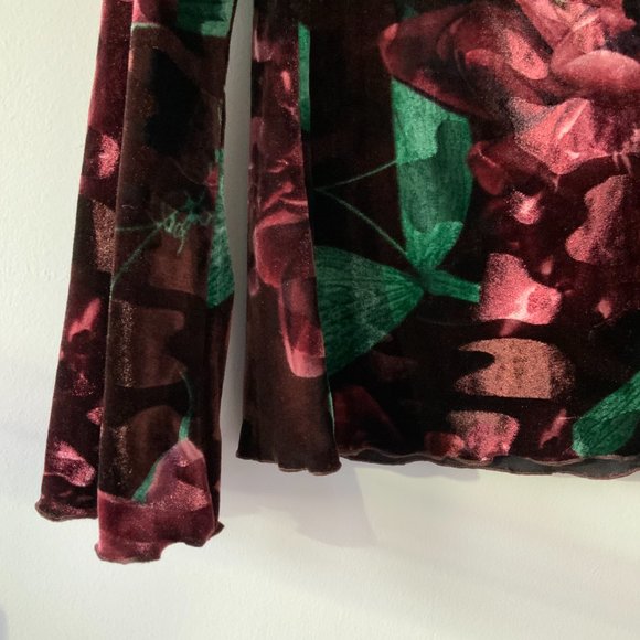 Vintage Floral Velvet Off-the-Shoulder Bell Sleeve (Approx. SM-M) - Picture 5 of 9